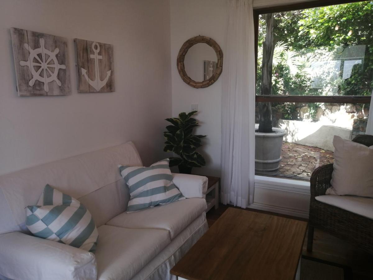 African Violet Guest Suites 누르드훅 외부 사진